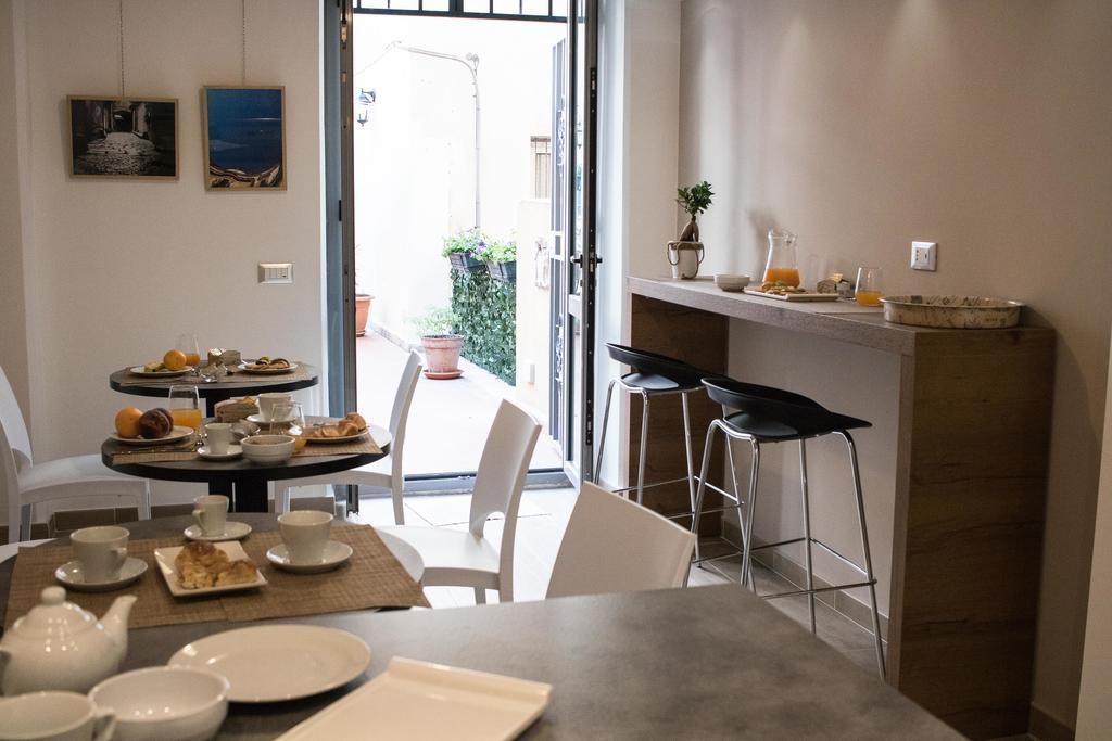 Bagnasco 18 Suite&Terrace Palermo Buitenkant foto